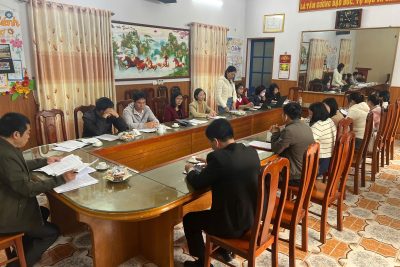 HỘI NGHỊ KIỂM ĐIỂM, ĐÁNH GIÁ CHẤT LƯỢNG TẬP THỂ VÀ CÁ NHÂN ĐẢNG VIÊN CHI BỘ TIỂU HỌC NAM HẢI NĂM 2025